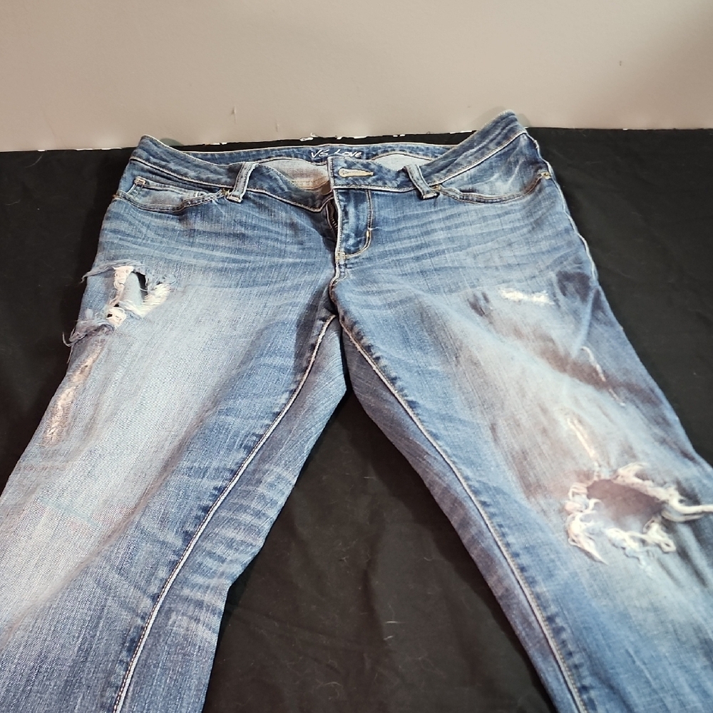 Women's Distressed Blue Jeans